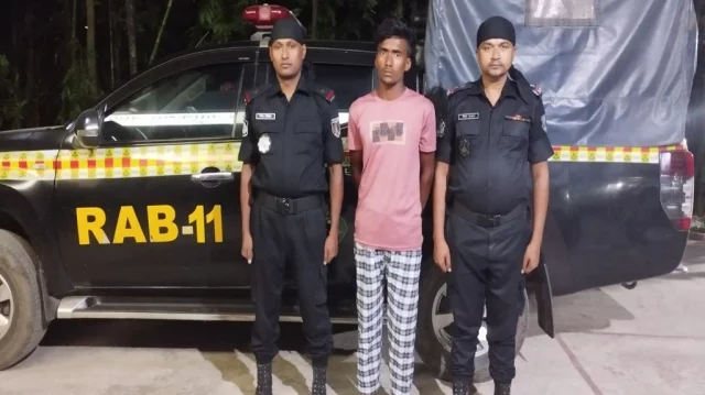 ইভটিজিংয়ের অপমান সইতে না পেরে ছাত্রীর আত্মহত্যা, যুবক গ্রেপ্তার